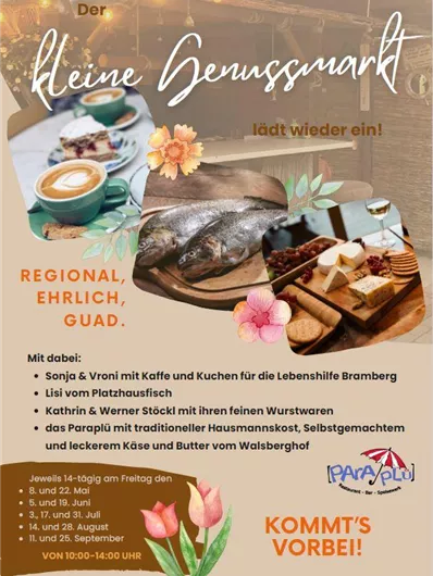 Ein einladender Genussmarkt mit verschiedenen regionalen Köstlichkeiten. Zu sehen sind Kaffee, Kuchen und besondere Leckereien wie gefüllte Baumkrapfen.