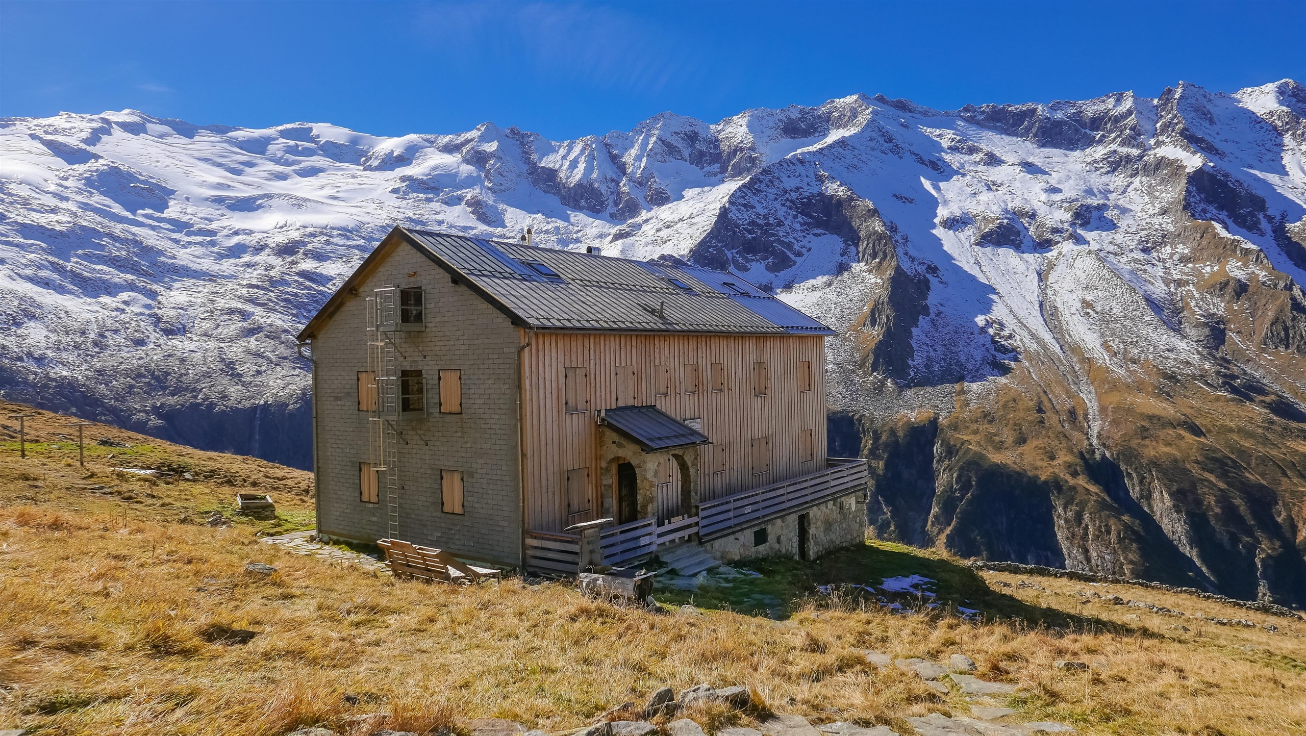 Thüringer Hütte 2.240 m im Habachtal