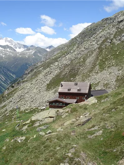 Die Warnsdorfer Hütte im Krimmler Achental.