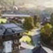 Een schilderachtig hotel te midden van groene heuvels en bergen. De omgeving is vredig en ideaal voor ontspannen verblijven.