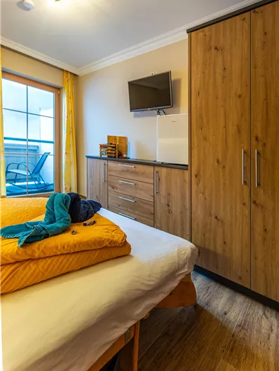 Wohnzimmer (Schlafmöglichkeit)