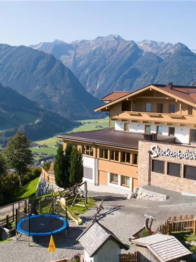 Einkehrmöglichkeit am Ende des Rutschenweges: Alpengasthof Stockenbaum